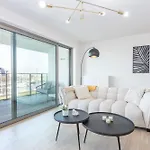 Apartamento Lecomte - Sky Harbour 58 *