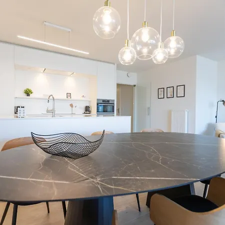 Lecomte - Sky Harbour 58 Apartamento